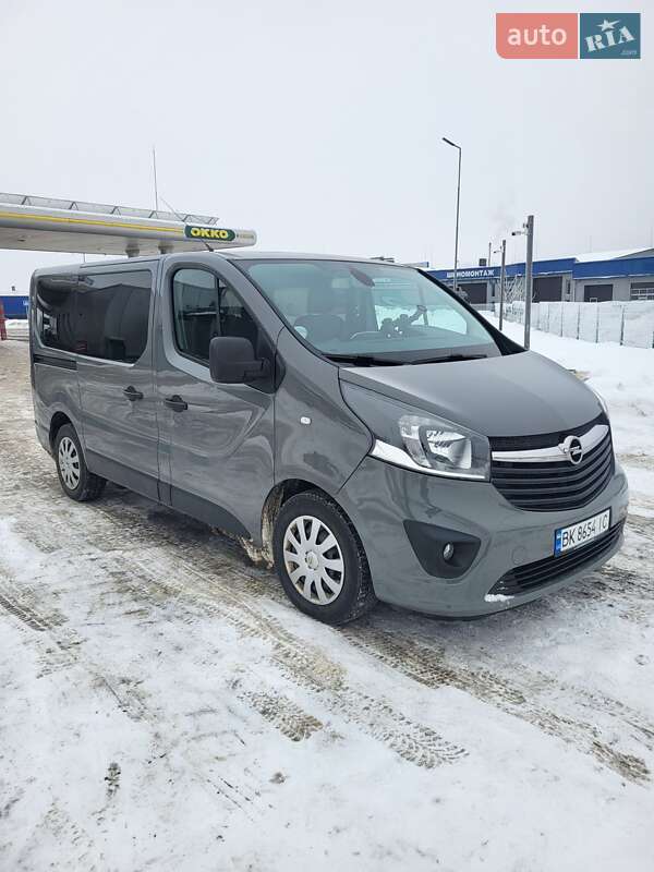 Минивэн Opel Vivaro 2015 в Ровно фото 2 Минивэн Opel Vivaro 2015 в Ровно