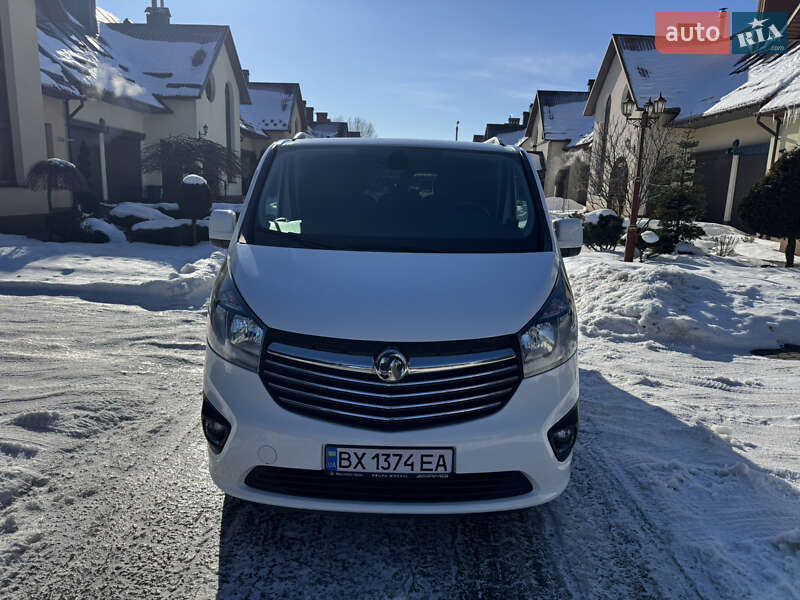 Opel Vivaro 2016