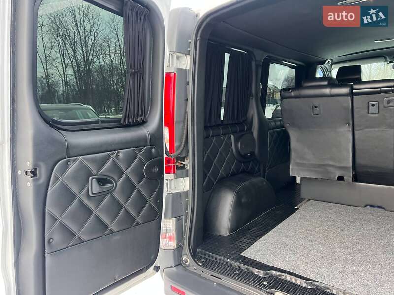 Минивэн Opel Vivaro 2007 в Стрые