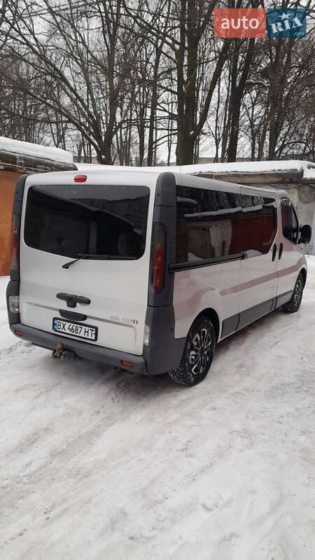 Минивэн Opel Vivaro 2005 в Хмельницком
