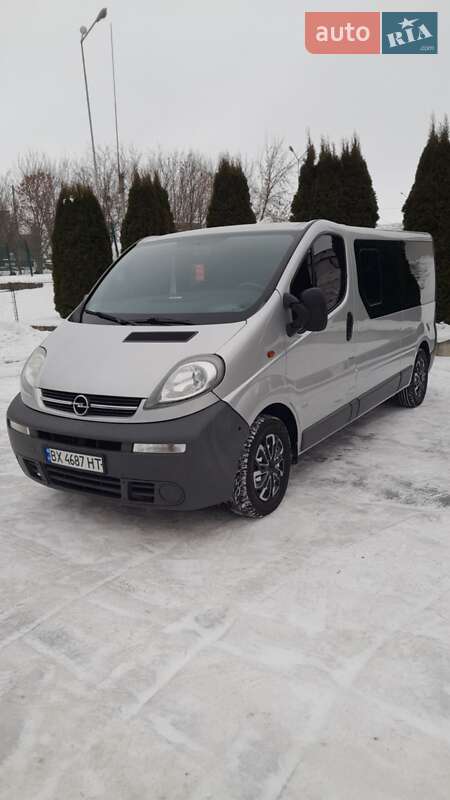 Минивэн Opel Vivaro 2005 в Хмельницком