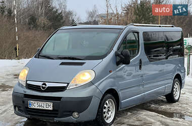 Минивэн Opel Vivaro 2007 в Новояворовске