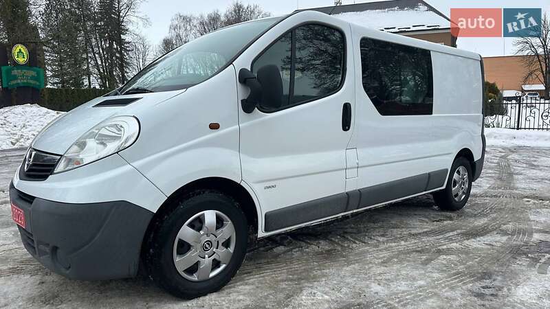 Opel Vivaro 2013