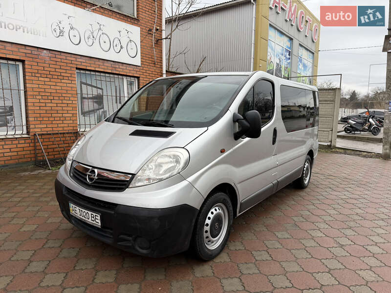 Минивэн Opel Vivaro 2007 в Апостолово фото 4 Минивэн Opel Vivaro 2007 в Апостолово
