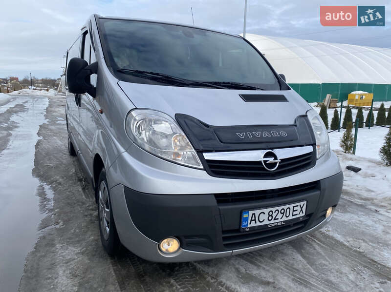 Минивэн Opel Vivaro 2007 в Луцке фото 4 Минивэн Opel Vivaro 2007 в Луцке