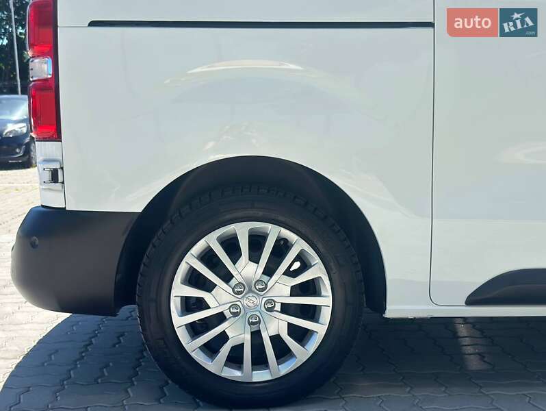 Грузовой фургон Opel Vivaro 2020 в Львове
