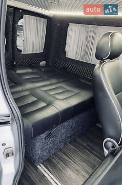 Минивэн Opel Vivaro 2006 в Львове