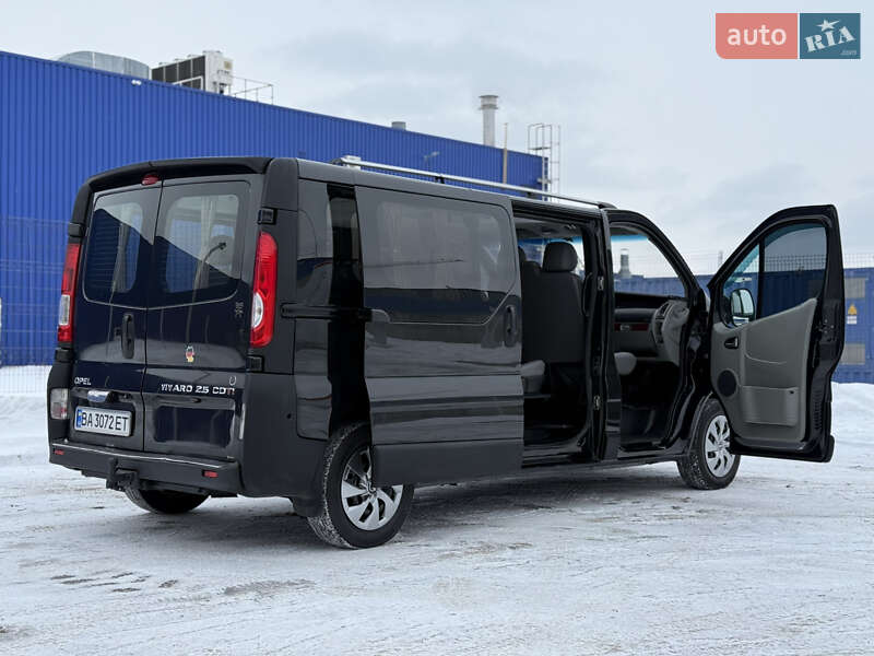Минивэн Opel Vivaro 2008 в Виннице