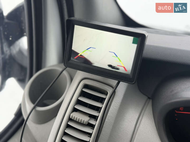 Грузовой фургон Opel Vivaro 2012 в Львове фото 15 Грузовой фургон Opel Vivaro 2012 в Львове