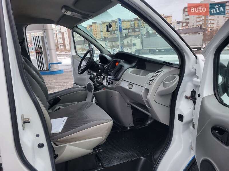 Грузопассажирский фургон Opel Vivaro 2011 в Хмельницком фото 55 Грузопассажирский фургон Opel Vivaro 2011 в Хмельницком