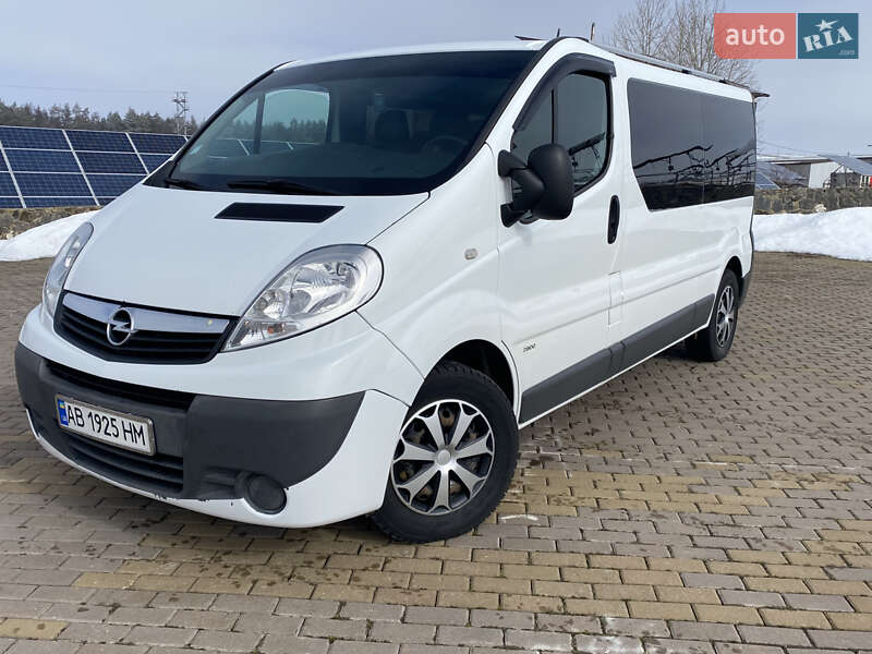 Минивэн Opel Vivaro 2013 в Виннице