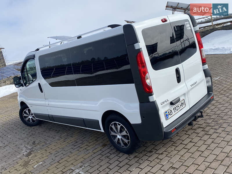 Минивэн Opel Vivaro 2013 в Виннице