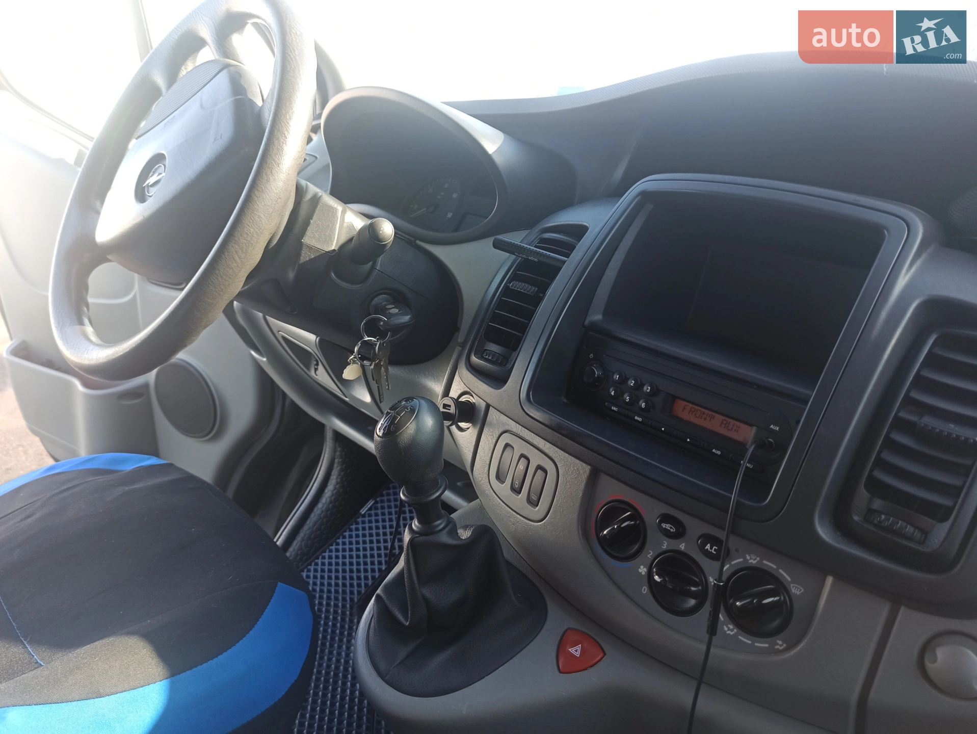2011 Opel Vivaro - мініатюра 16