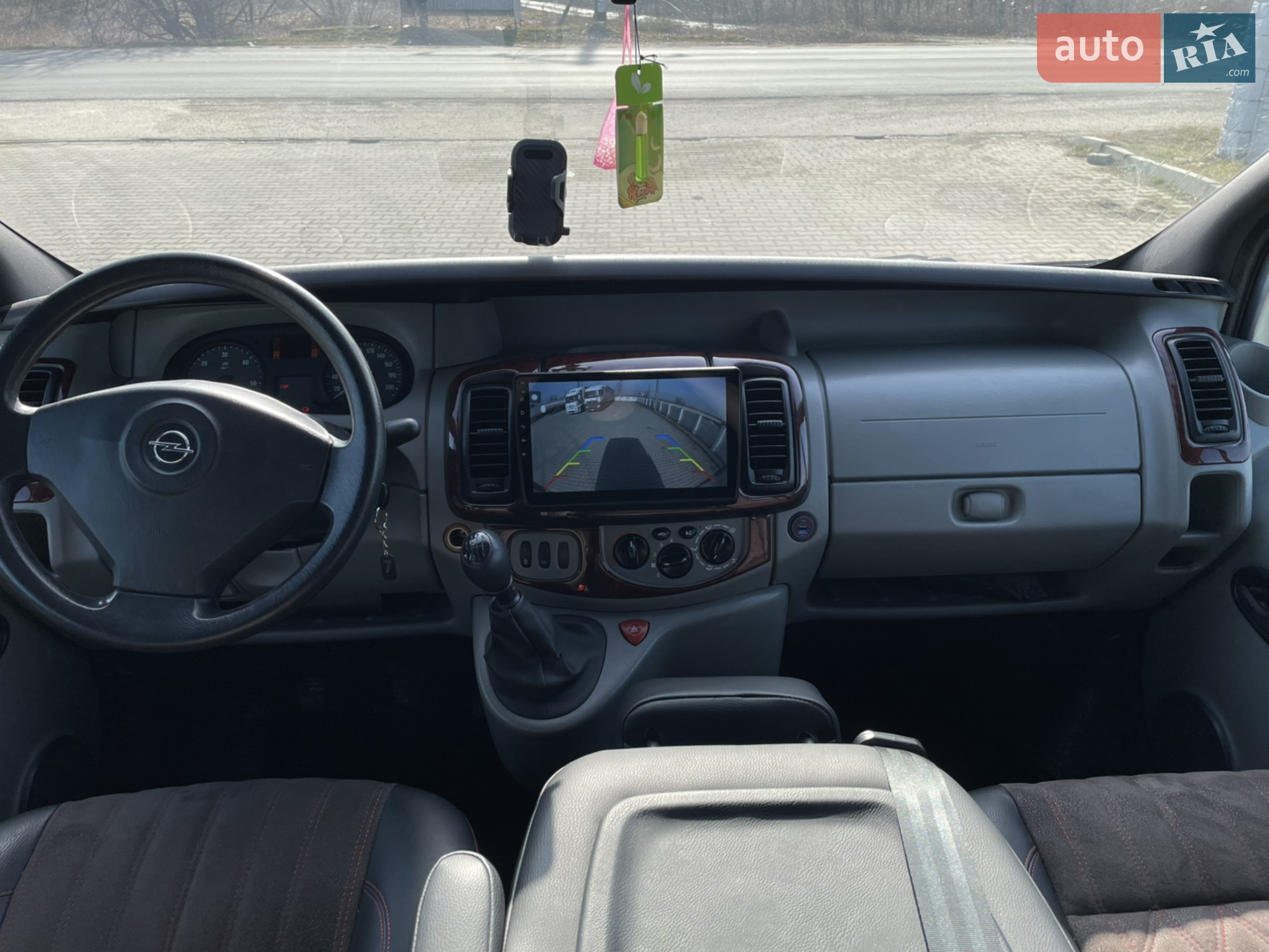 2010 Opel Vivaro - мініатюра 11