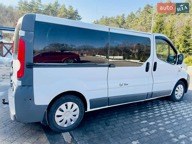 Минивэн Opel Vivaro 2006 в Львове