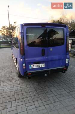 Мінівен Opel Vivaro 2004 в Калуші