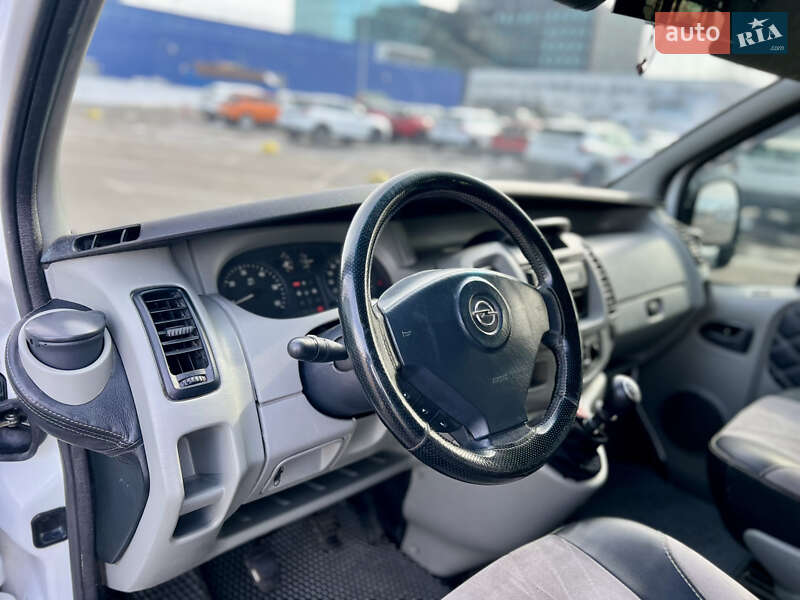 Минивэн Opel Vivaro 2002 в Киеве фото 26 Минивэн Opel Vivaro 2002 в Киеве