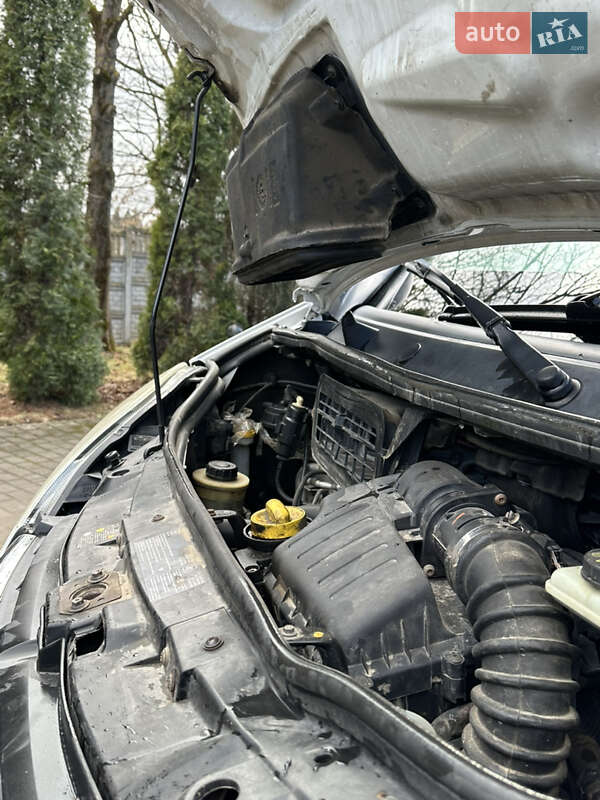 Мінівен Opel Vivaro 2008 в Самборі