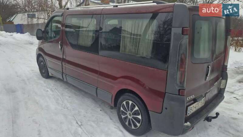 Минивэн Opel Vivaro 2003 в Варве