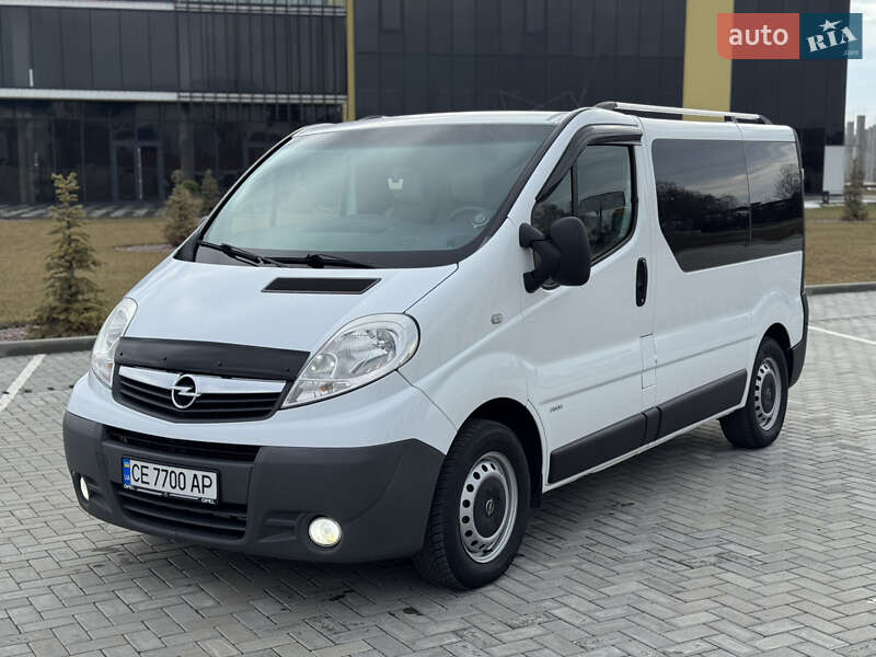 Минивэн Opel Vivaro 2014 в Черновцах