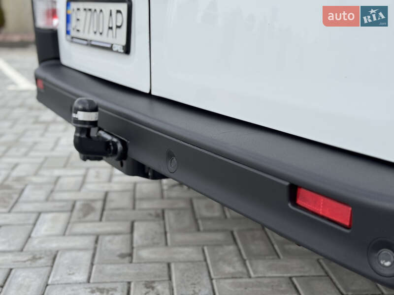 Минивэн Opel Vivaro 2014 в Черновцах