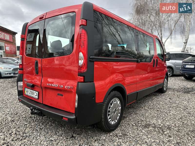Минивэн Opel Vivaro 2005 в Смеле