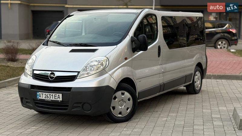 Минивэн Opel Vivaro 2012 в Ивано-Франковске