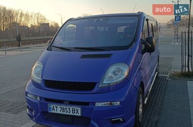 Мінівен Opel Vivaro 2004 в Калуші