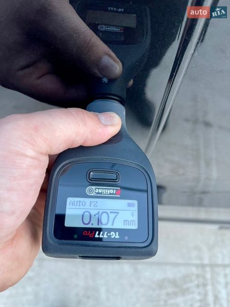 Грузопассажирский фургон Opel Vivaro 2015 в Млинове