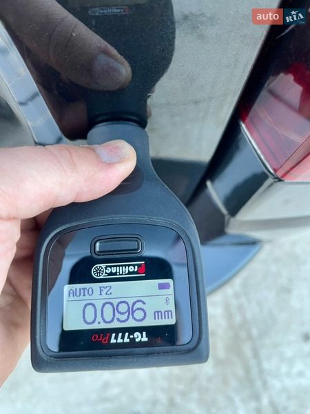 Грузопассажирский фургон Opel Vivaro 2015 в Млинове