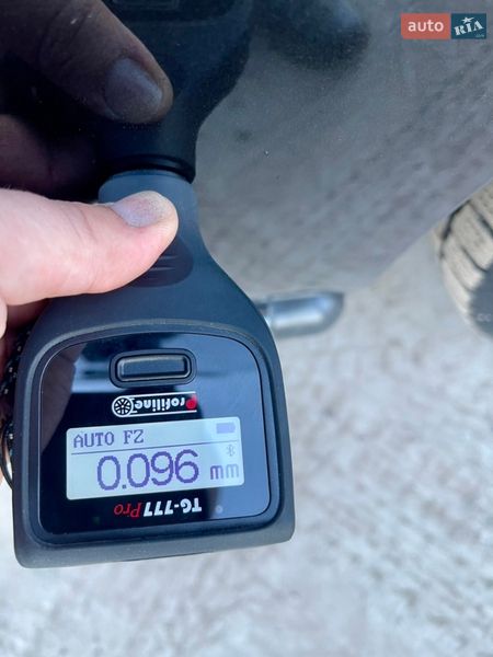 Грузопассажирский фургон Opel Vivaro 2015 в Млинове