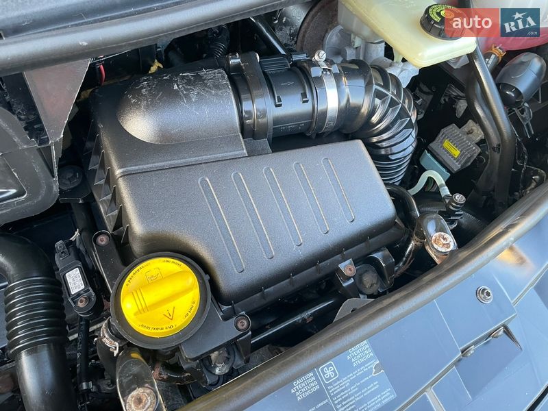 Минивэн Opel Vivaro 2010 в Хотине