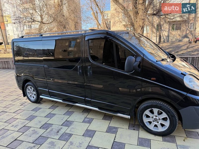 Минивэн Opel Vivaro 2008 в Кривом Роге