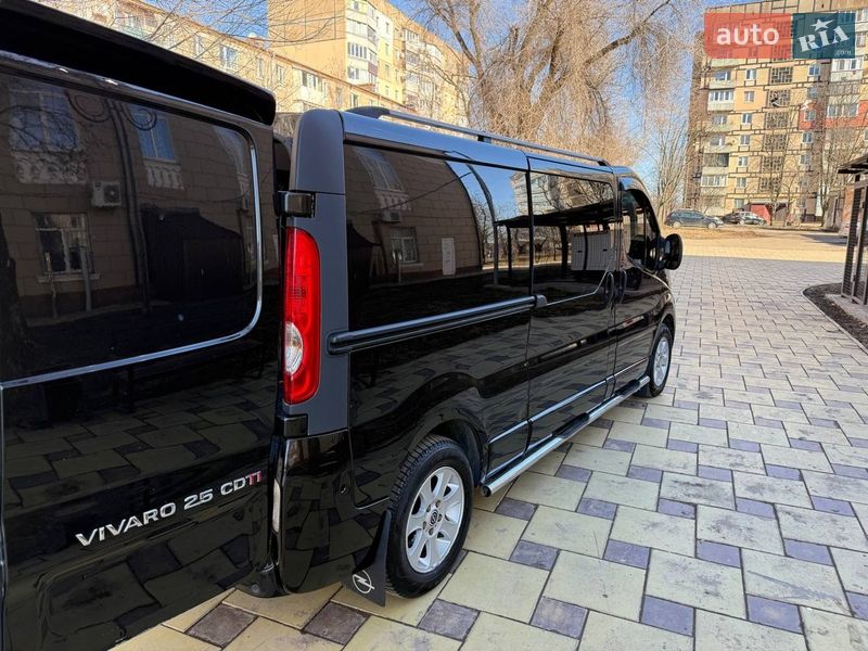 Минивэн Opel Vivaro 2008 в Кривом Роге