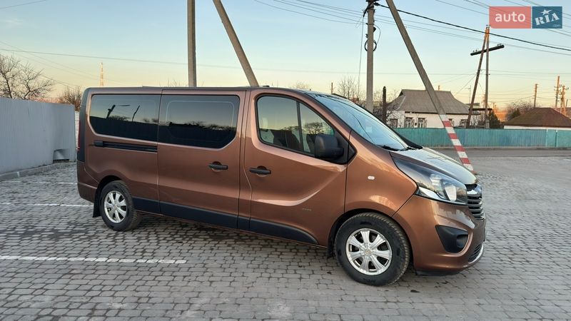 Минивэн Opel Vivaro 2015 в Кременчуге