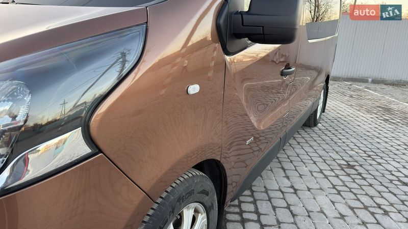 Минивэн Opel Vivaro 2015 в Кременчуге