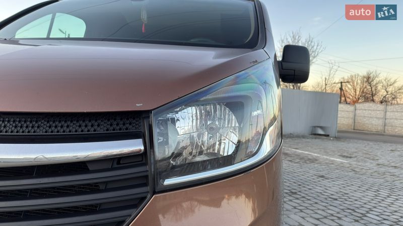 Минивэн Opel Vivaro 2015 в Кременчуге