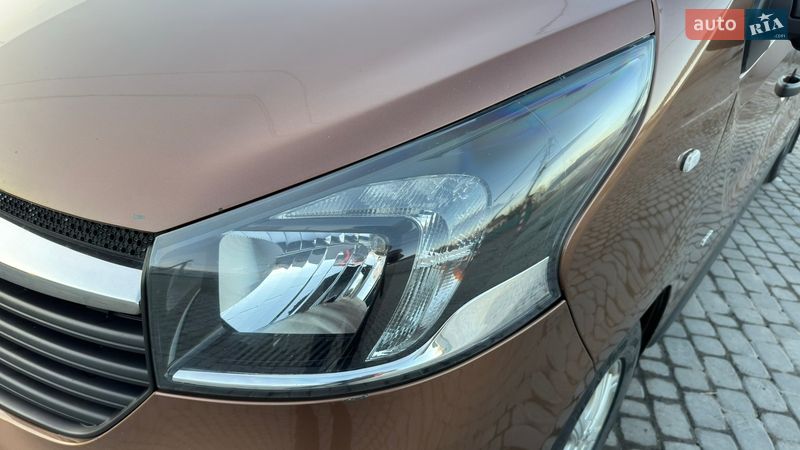 Минивэн Opel Vivaro 2015 в Кременчуге