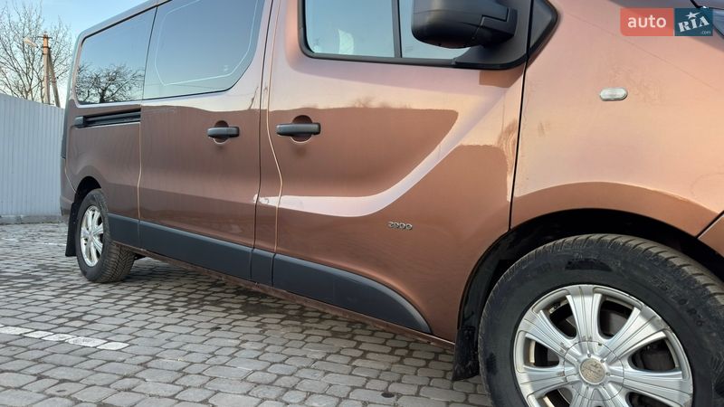 Минивэн Opel Vivaro 2015 в Кременчуге