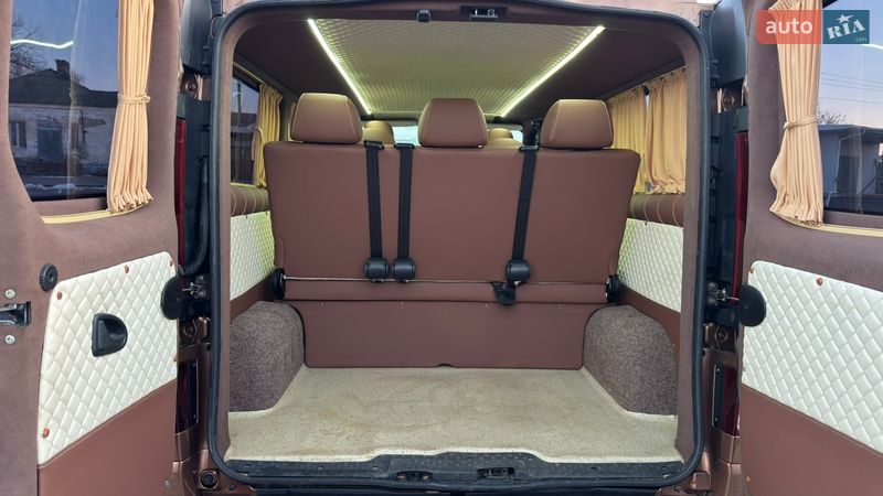 Минивэн Opel Vivaro 2015 в Кременчуге