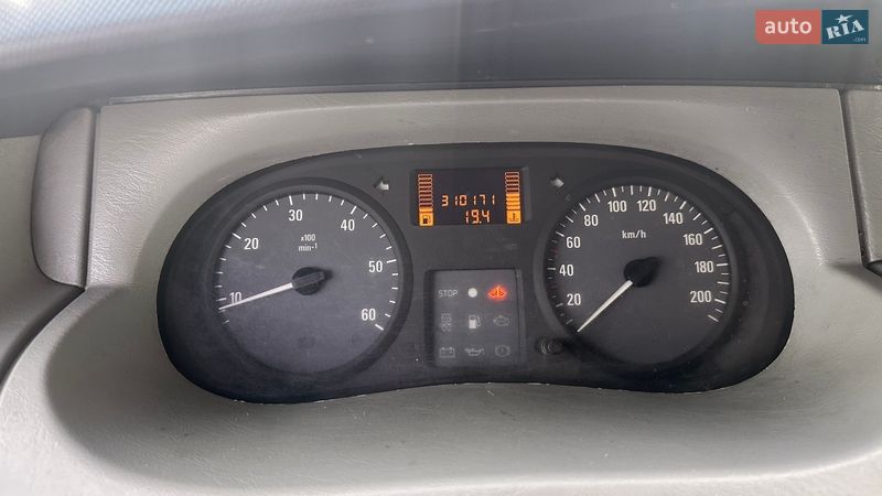 Мінівен Opel Vivaro 2005 в Павлограді