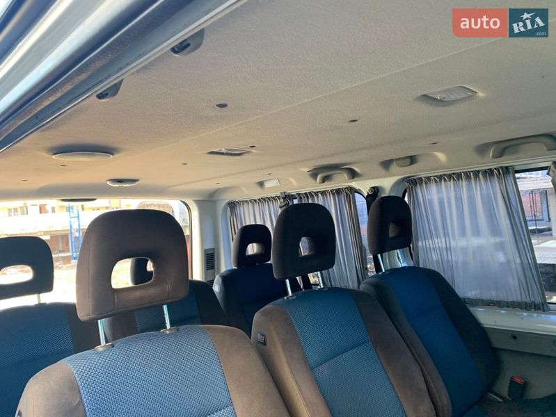 Минивэн Opel Vivaro 2014 в Черновцах