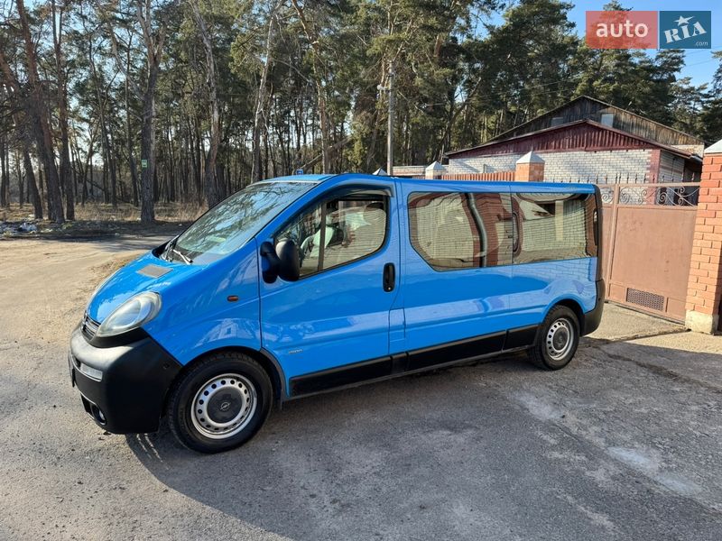 Opel Vivaro 2006