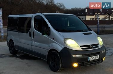 Мінівен Opel Vivaro 2003 в Чорткові