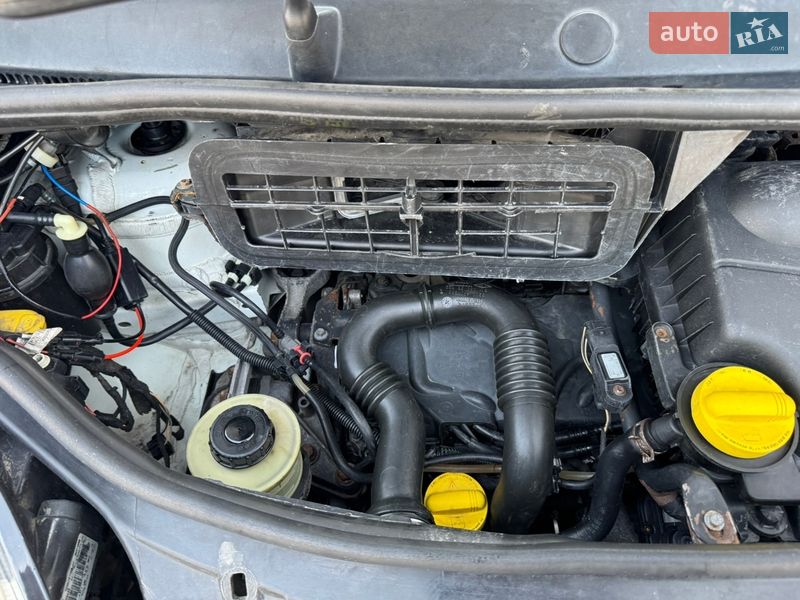 Мінівен Opel Vivaro 2008 в Чернігові