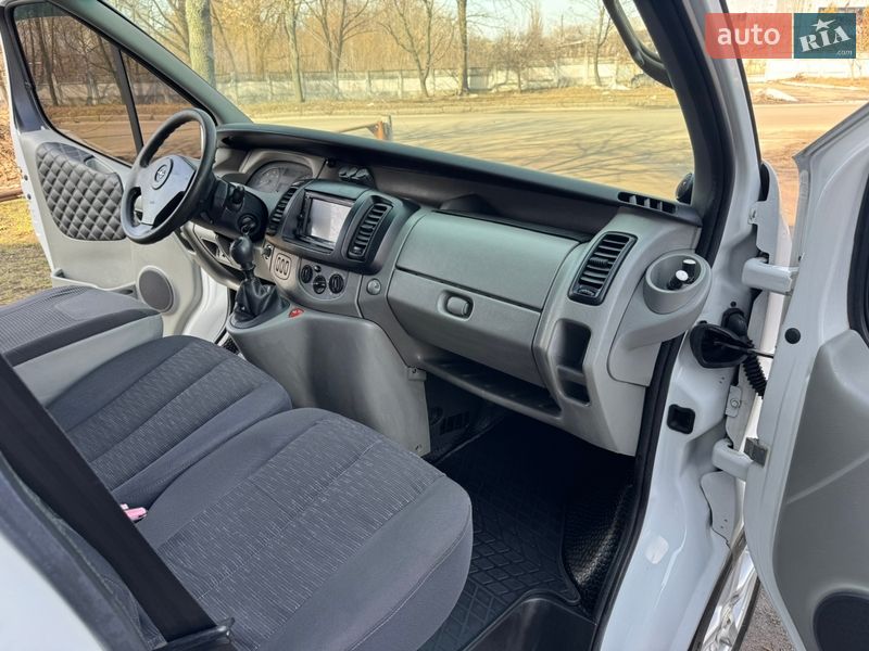 Мінівен Opel Vivaro 2008 в Чернігові