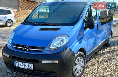 Минивэн Opel Vivaro 2004 в Долине