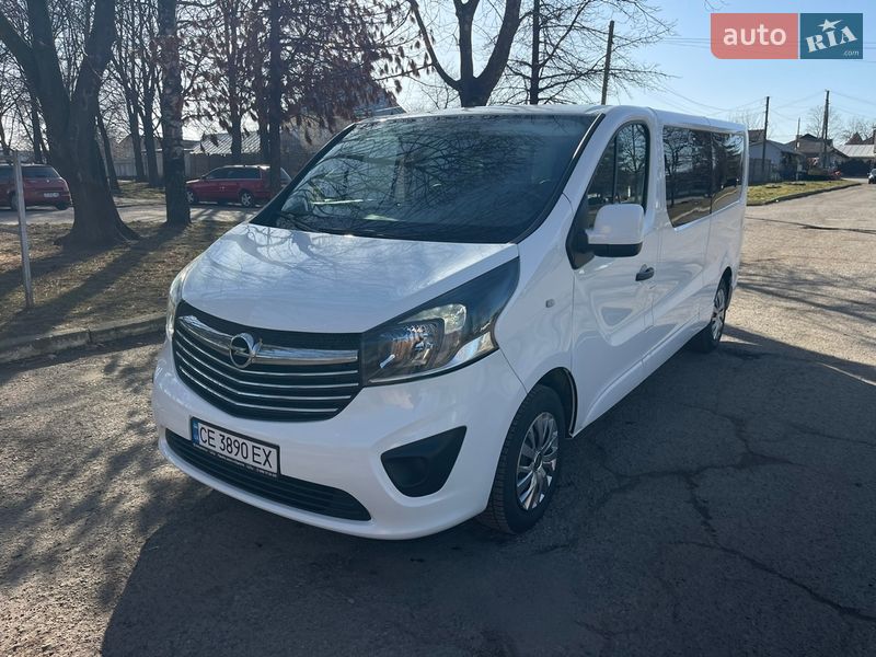 Минивэн Opel Vivaro 2017 в Черновцах