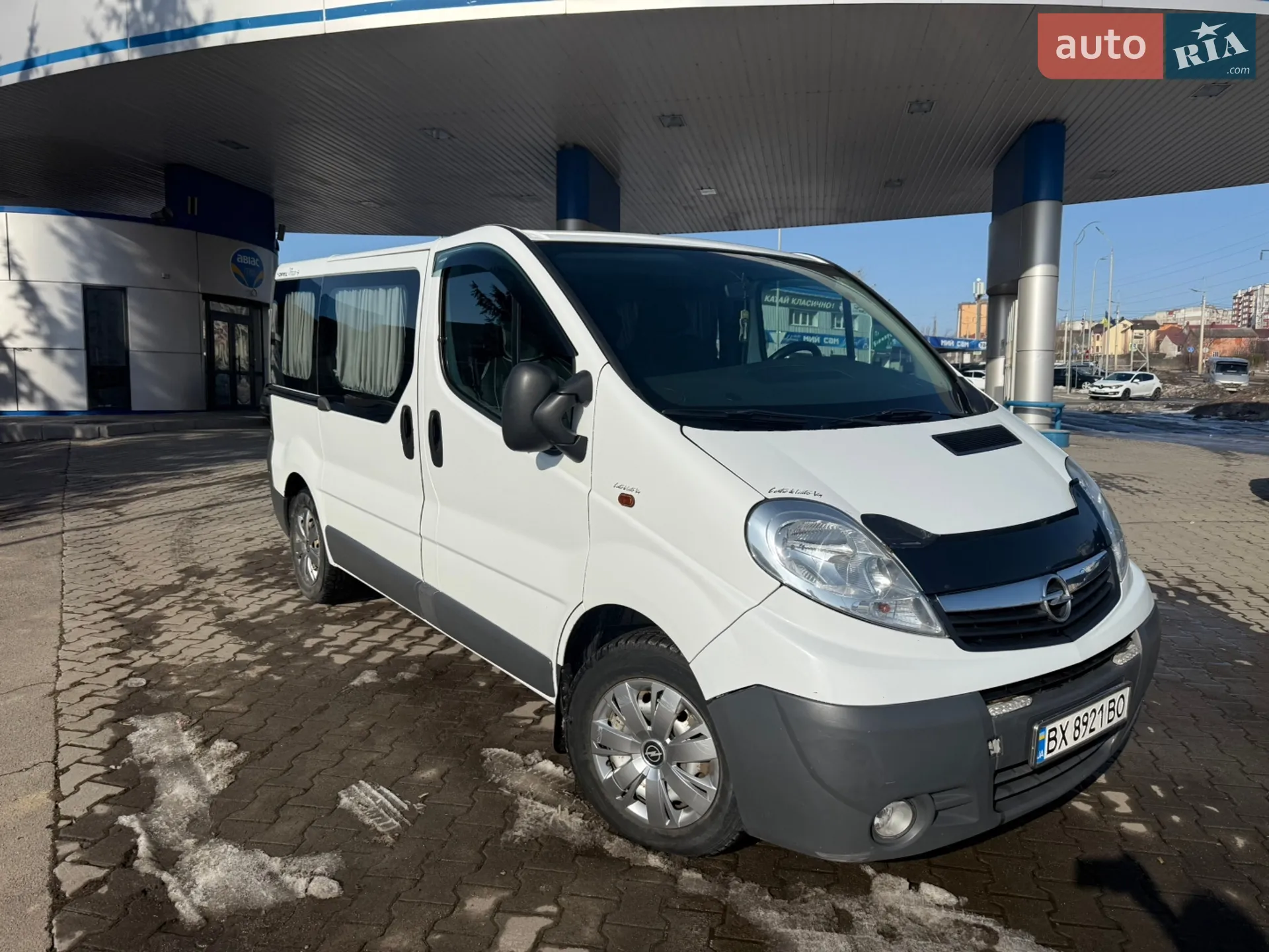 2010 Opel Vivaro - мініатюра 6