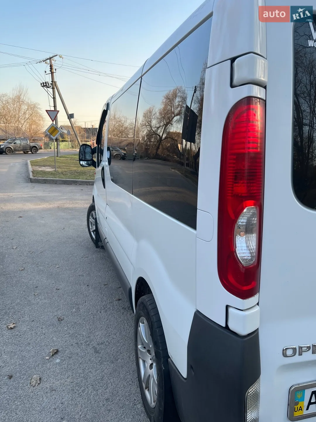 2010 Opel Vivaro - мініатюра 14